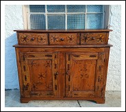 Credenza a 2 ante rustica. 144lx119hx38p