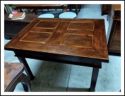 Tavolo rettangolare a tiro allungabile intarsiato.125lx94px80h 206 aperto 