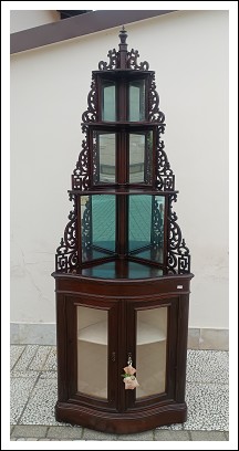 Angolo, cantonale bombato a specchi. 245hx83lx48p