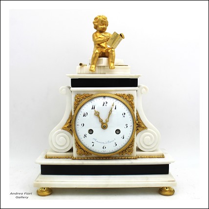 Antico Orologio a Pendolo Luigi XVI in bronzo dorato e marmo - epoca 700